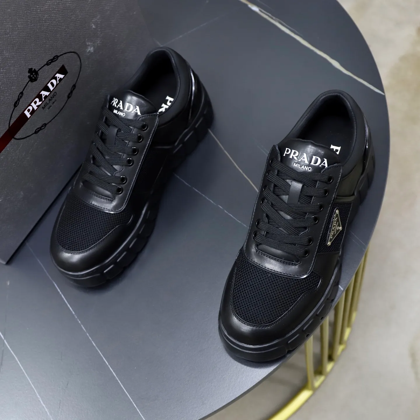 Ex-factory price 560💰[PRADA] Men's shoes are popular in the counter, official website synchronization, 1 high-quality shipment ✔️Original cowhide + cowhide lining, 1🆚1 replica, original sole, 38-45 (45 customized, non-refundable)